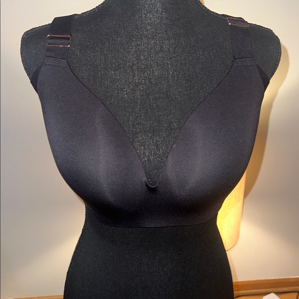 Le Mystere Women's Elegant Black Bra
